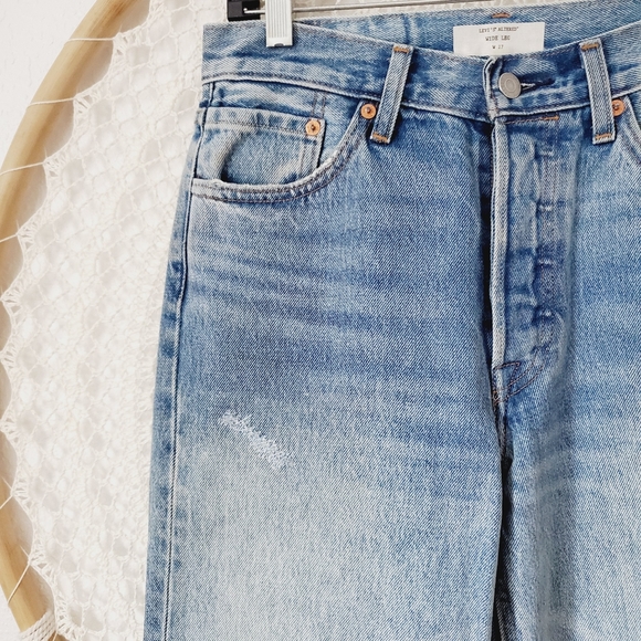 ⚡️ Levi's Altered Wide-Leg High Rise Jeans ⚡️ - Picture 5 of 11